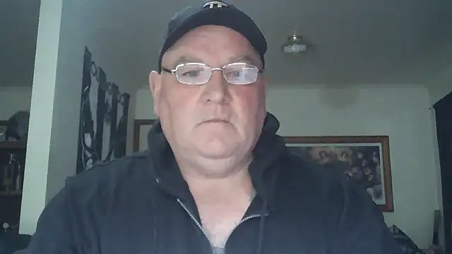 Snapshot of HOTANAL chatting on November 3, 2025, 9:40 pm HOTANAL online show from November 3, 2025, 9:40 pm