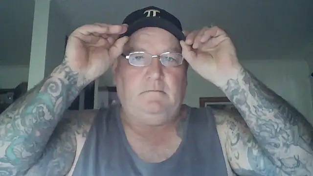 Snapshot of HOTANAL chatting on December 4, 2025, 9:58 pm HOTANAL online show from December 4, 2025, 9:58 pm