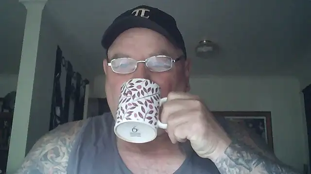 Snapshot of HOTANAL chatting on December 3, 2025, 10:09 pm HOTANAL online show from December 3, 2025, 10:09 pm