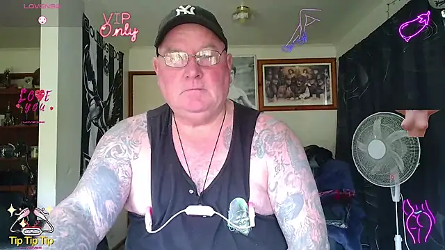 Snapshot of HOTANAL chatting on July 7, 2026, 1:52 am HOTANAL online show from July 7, 2026, 1:52 am