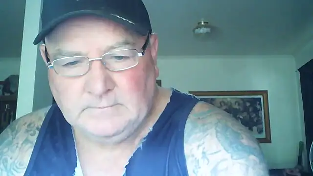 Snapshot of HOTANAL chatting on November 5, 2025, 1:09 am HOTANAL online show from November 5, 2025, 1:09 am