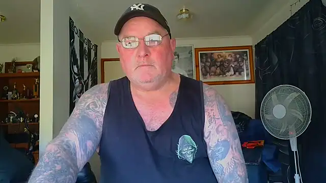 Snapshot of HOTANAL chatting on August 5, 2026, 1:54 am HOTANAL online show from August 5, 2026, 1:54 am