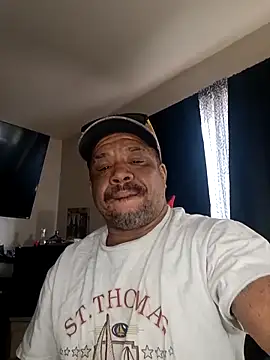 Snapshot of yellowwetfox chatting on March 6, 2025, 4:38 pm yellowwetfox online show from March 6, 2025, 4:38 pm