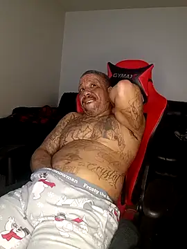 yellowwetfox online show from February 10, 2026, 2:16 pm