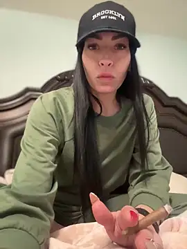 Snapshot of annablisss chatting on February 17, 2026, 10:18 pm annablisss online show from February 17, 2026, 10:18 pm