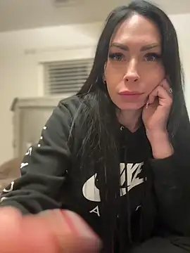 Snapshot of annablisss chatting on February 20, 2026, 12:07 am annablisss online show from February 20, 2026, 12:07 am