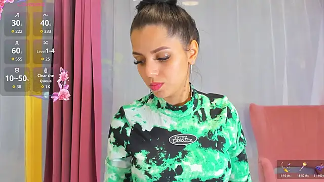 Snapshot of Sarabecker chatting on November 7, 2025, 10:31 am Sarabecker online show from November 7, 2025, 10:31 am