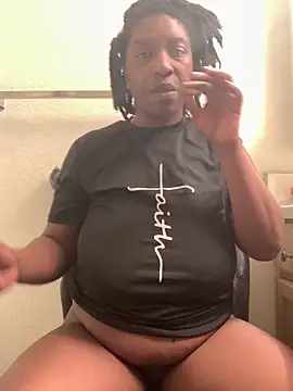 Snapshot of markquanna chatting on March 8, 2026, 4:21 pm markquanna online show from March 8, 2026, 4:21 pm