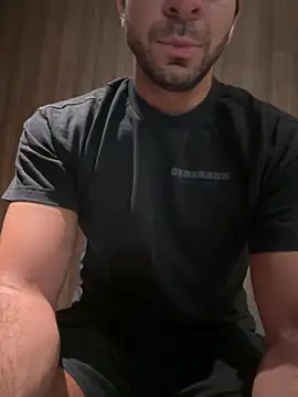 aston009 online show from March 25, 2026, 7:08 am