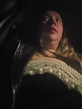 Snapshot of isabella_rossse chatting on November 18, 2025, 11:59 pm isabella rossse online show from November 18, 2025, 11:59 pm