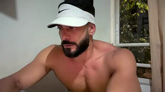 Snapshot of romeolovedark chatting on July 10, 2026, 5:40 am romeolovedark online show from July 10, 2026, 5:40 am