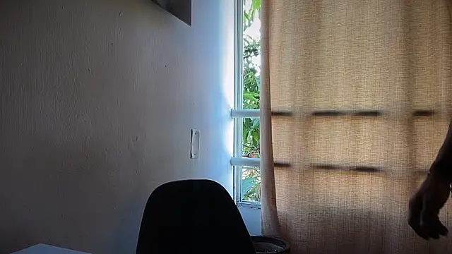 Snapshot of romeolovedark chatting on June 18, 2026, 3:39 pm romeolovedark online show from June 18, 2026, 3:39 pm