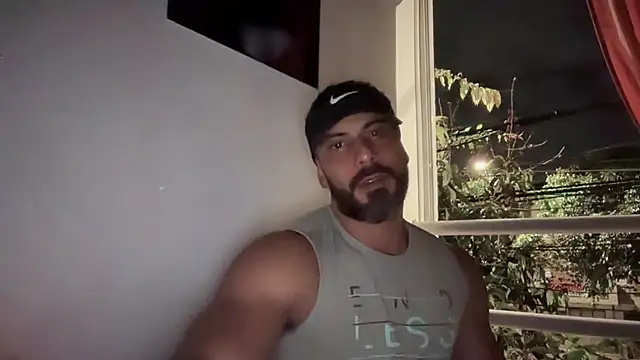 romeolovedark online show from November 3, 2025, 6:29 am