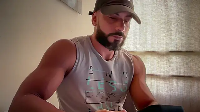 romeolovedark online show from March 12, 2026, 5:17 pm