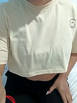 laura dirtyhot online show from March 2, 2026, 8:32 am