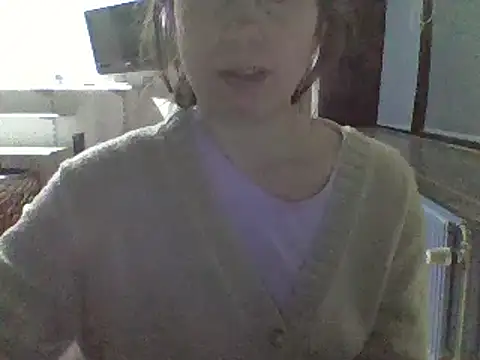 Moi Lina online show from November 18, 2025, 12:59 am