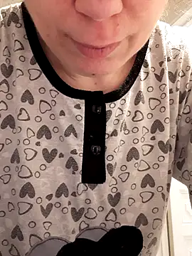 Moi Lina online show from February 1, 2026, 2:15 pm