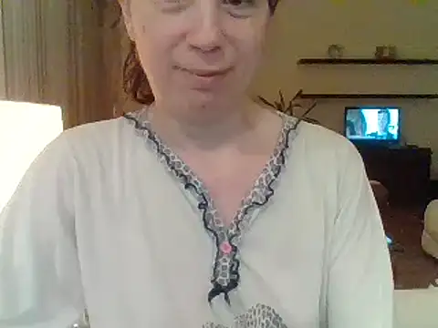 Moi Lina online show from June 21, 2026, 11:43 pm