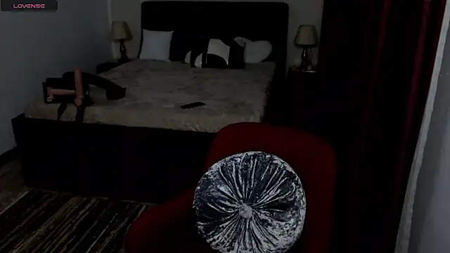 Goddess Tina online show from January 14, 2026, 3:26 pm