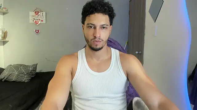 Snapshot of Kris_Khalifa69 chatting on July 15, 2026, 3:08 pm Kris Khalifa69 online show from July 15, 2026, 3:08 pm