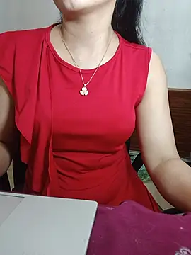 Snapshot of Chanchal--Navya chatting on July 3, 2026, 6:14 pm Chanchal--Navya online show from July 3, 2026, 6:14 pm