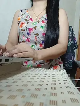 Snapshot of Chanchal--Navya chatting on July 29, 2026, 5:56 pm Chanchal--Navya online show from July 29, 2026, 5:56 pm