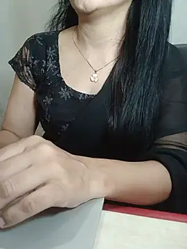 Snapshot of Chanchal--Navya chatting on June 14, 2026, 6:31 pm Chanchal--Navya online show from June 14, 2026, 6:31 pm