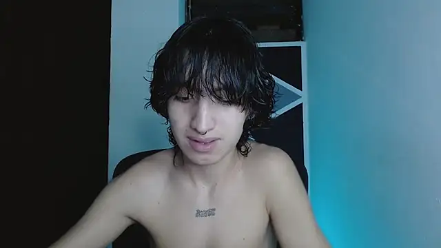 littlextreme online show from May 15, 2026, 4:21 am