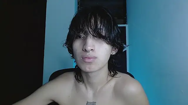 littlextreme online show from June 8, 2026, 2:23 am