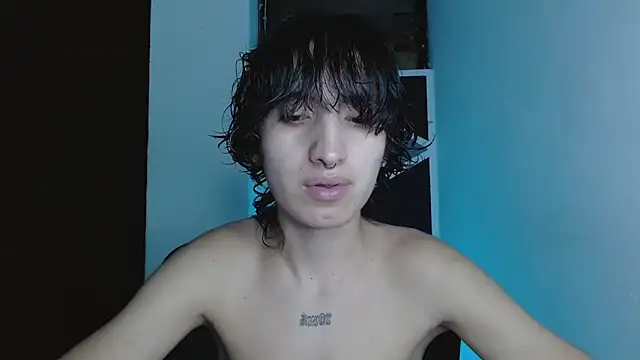 littlextreme online show from May 6, 2026, 2:26 am