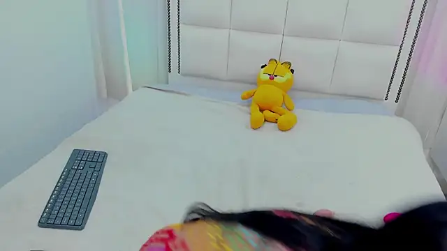 Snapshot of Kirara_22 chatting on November 12, 2025, 8:01 pm Kirara 22 online show from November 12, 2025, 8:01 pm