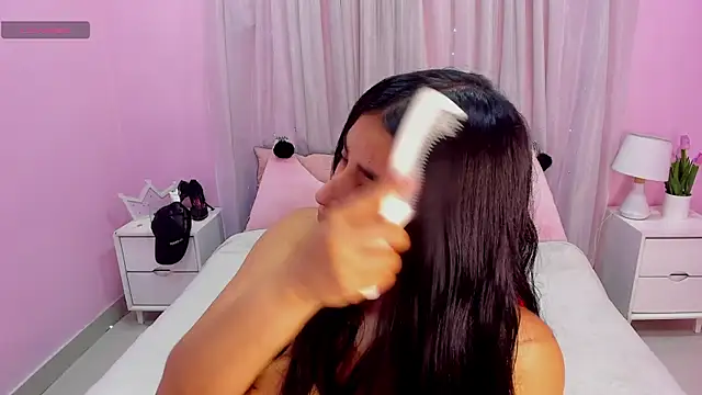 Snapshot of Kirara_22 chatting on October 27, 2025, 7:48 pm Kirara 22 online show from October 27, 2025, 7:48 pm