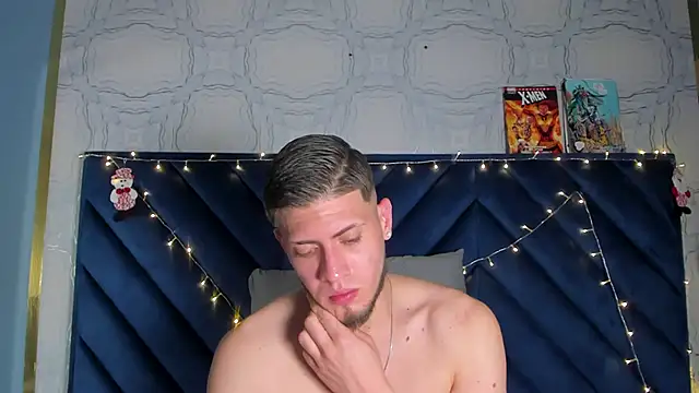 Snapshot of SebastianMaximoff chatting on December 13, 2025, 8:04 pm SebastianMaximoff online show from December 13, 2025, 8:04 pm