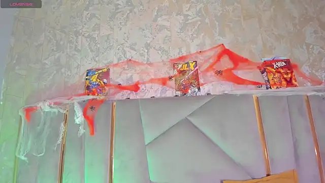 Snapshot of SebastianMaximoff chatting on October 31, 2025, 7:32 pm SebastianMaximoff online show from October 31, 2025, 7:32 pm