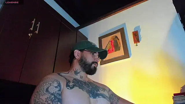 CamiloGray  online show from May 4, 2026, 1:36 pm