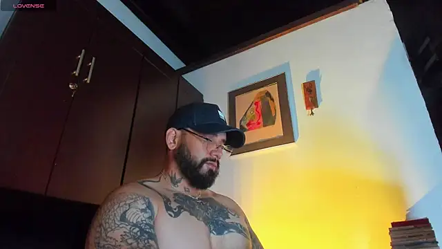CamiloGray  online show from May 9, 2026, 1:36 pm