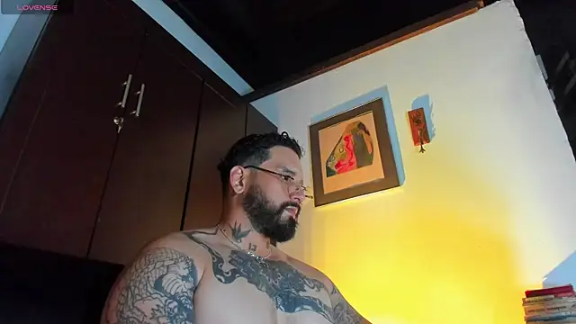 CamiloGray  online show from May 7, 2026, 3:37 pm