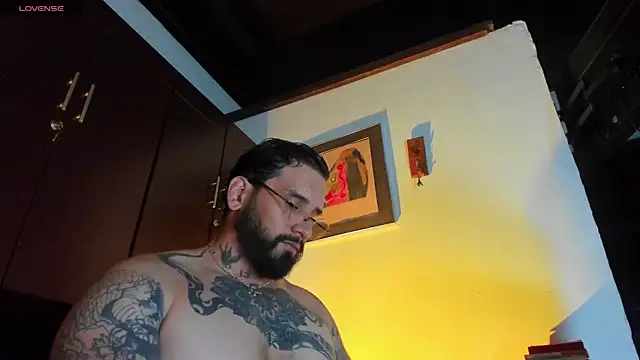 CamiloGray  online show from May 6, 2026, 2:21 pm