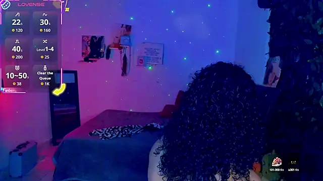 Snapshot of sweetvond_ chatting on October 25, 2025, 11:16 pm sweetvond online show from October 25, 2025, 11:16 pm