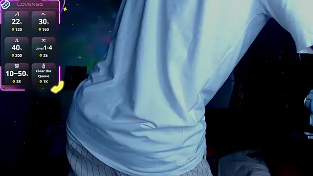 Snapshot of sweetvond_ chatting on October 29, 2025, 11:03 pm sweetvond online show from October 29, 2025, 11:03 pm