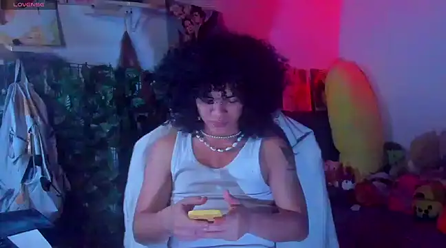 Snapshot of sweetvond_ chatting on March 3, 2025, 3:49 am sweetvond online show from March 3, 2025, 3:49 am