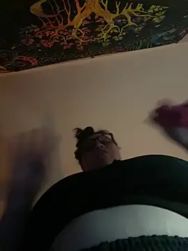 ItsBunniBabe online show from August 3, 2026, 4:31 am