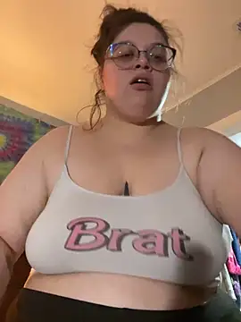 ItsBunniBabe online show from June 5, 2026, 3:00 am