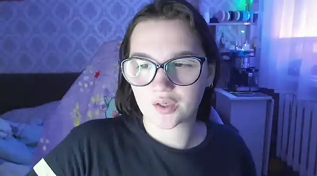 Amy Mur  online show from January 6, 2025, 2:14 pm