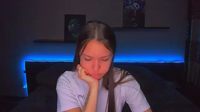 AlexaBarkley online show from February 17, 2026, 12:30 am