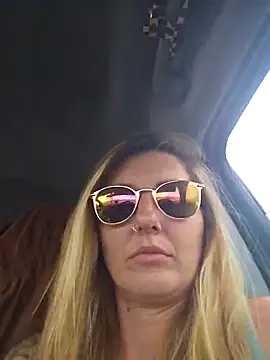 SheIsSomething online show from February 13, 2026, 11:27 pm