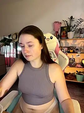 Snapshot of sweetest_pie chatting on November 20, 2025, 11:44 am sweetest pie online show from November 20, 2025, 11:44 am