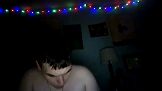 Snapshot of peaches_playz chatting on December 3, 2025, 5:01 pm peaches playz online show from December 3, 2025, 5:01 pm