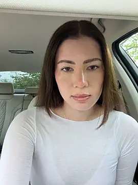 clairewntr online show from May 12, 2026, 4:13 pm