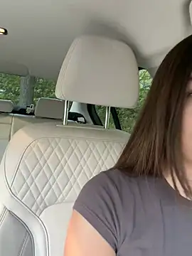 clairewntr online show from May 10, 2026, 5:15 pm